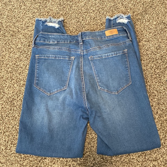 Jeans - Picture 2 of 3